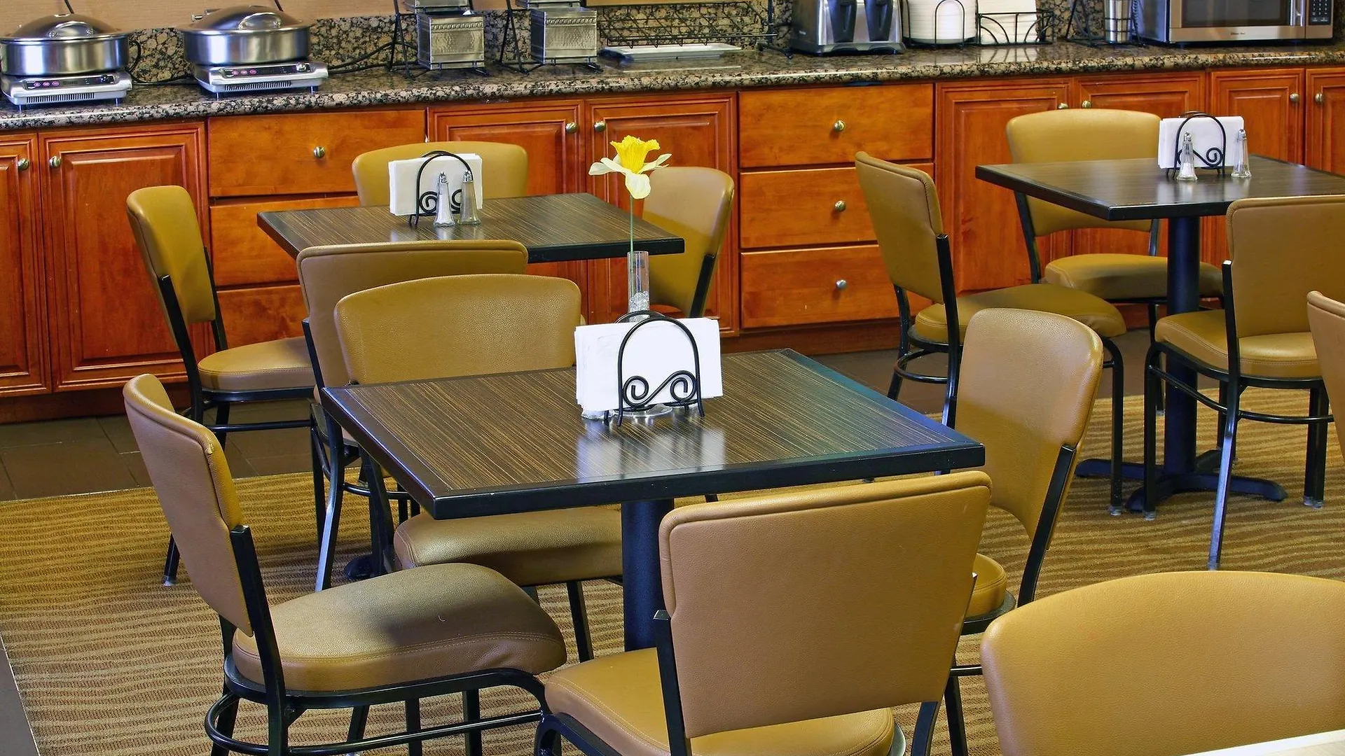 Best Western Innsuites Phoenix Hotel & Suites