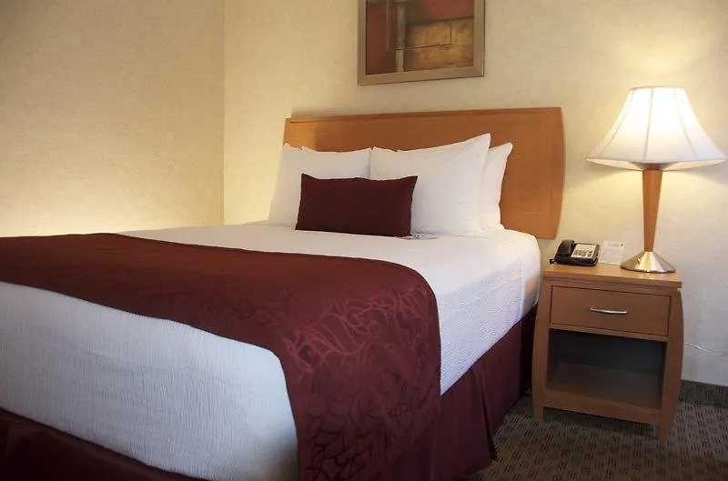 Best Western Innsuites Phoenix Hotel & Suites