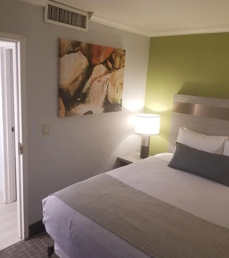 Best Western Innsuites Phoenix Hotel & Suites 3*,  United States